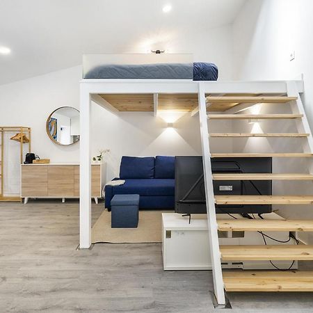 Whome Urban Escape: 1-Br W/Mezzanine Near Campo Ourique Лісабон Екстер'єр фото