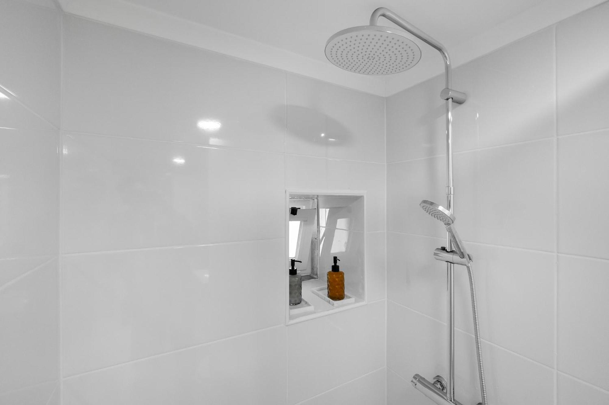 Whome Urban Escape: 1-Br W/Mezzanine Near Campo Ourique Лісабон Екстер'єр фото
